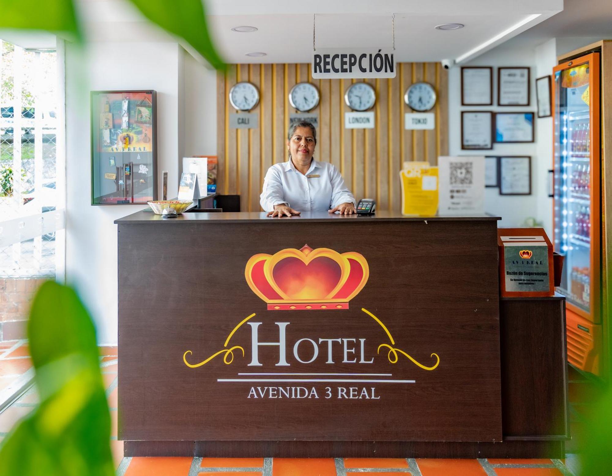 Hotel Avenida 3 Real En El Norte De Кали Экстерьер фото